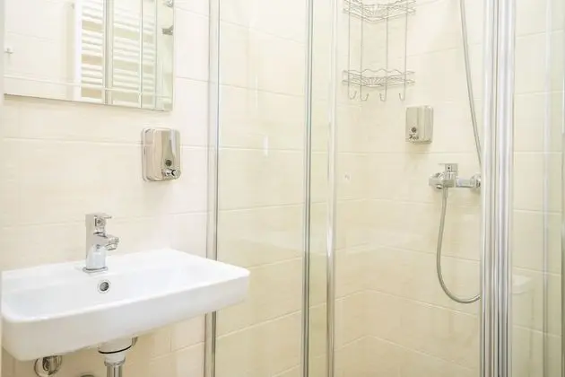 Standard Tek Büyük veya İki Ayrı Yataklı Oda