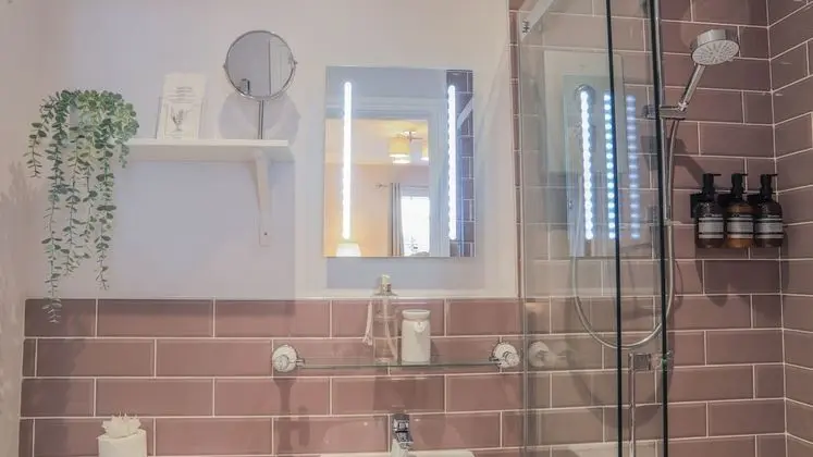 Standard Tek Büyük Yataklı Oda, Banyolu/Duşlu (The Gorge Room)