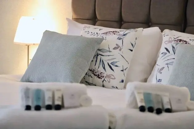 Superior Tek Büyük Yataklı Oda, Banyolu/Duşlu (The Churchview Room)