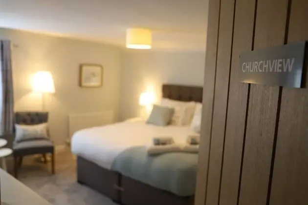 Superior Tek Büyük Yataklı Oda, Banyolu/Duşlu (The Churchview Room)