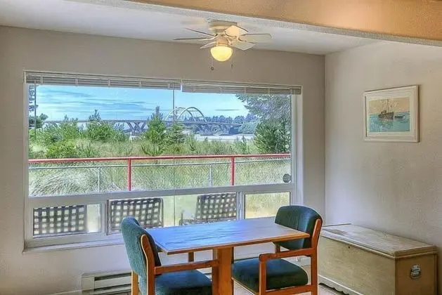 Ev, Birden Çok Yatak (Bridgeview - Waldport)