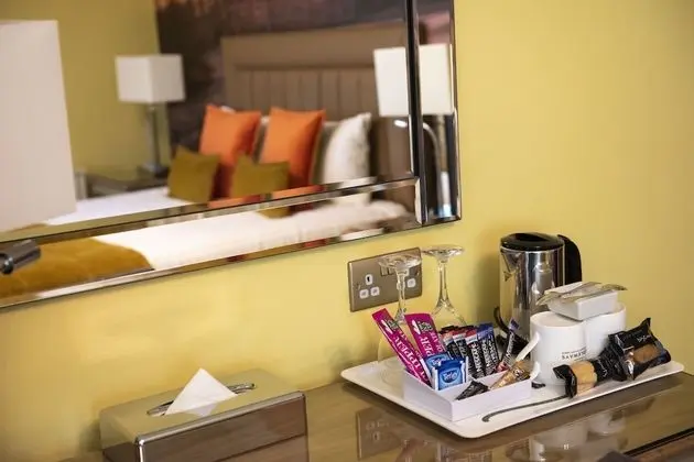 Deluxe Tek Büyük Yataklı Oda, 1 En Büyük (King) Boy Yatak, Engellilere Uygun, Bahçe Manzaralı