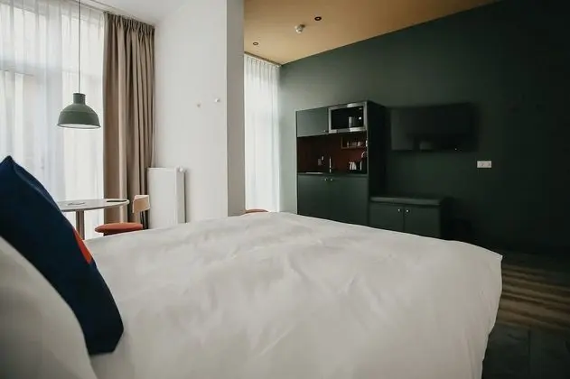 Comfort Tek Büyük Yataklı Oda