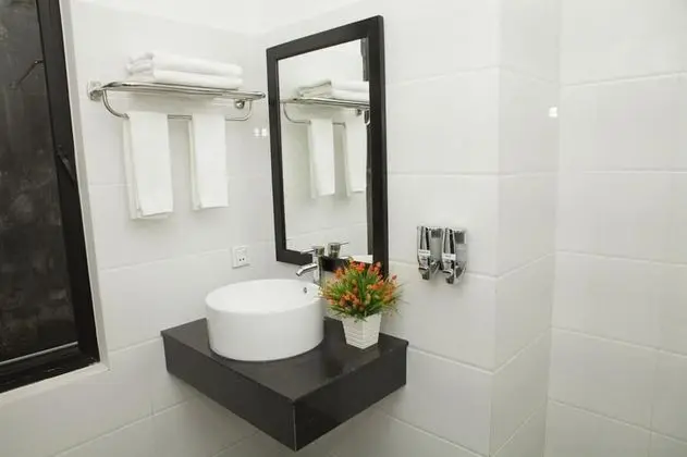 Standard Tek Büyük Yataklı Oda, 1 Çift Kişilik Yatak, Sigara İçilmez, Buzdolabı