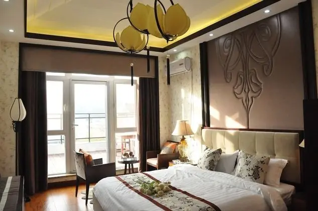 Villa (including Breakfast for 4)
