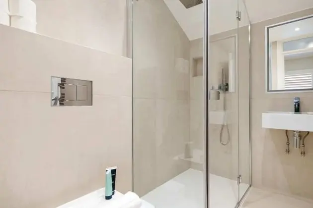 Ev (1 Bedroom)