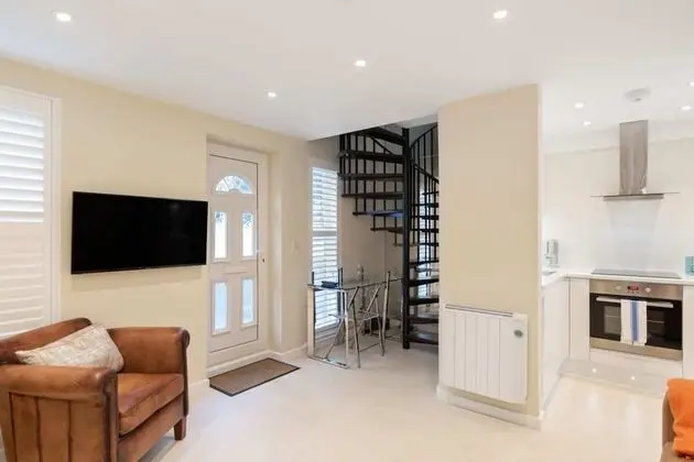 Ev (1 Bedroom)