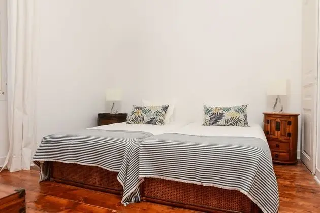 Apart Daire, 3 Yatak Odası, Nehir Manzaralı (2nd Floor)