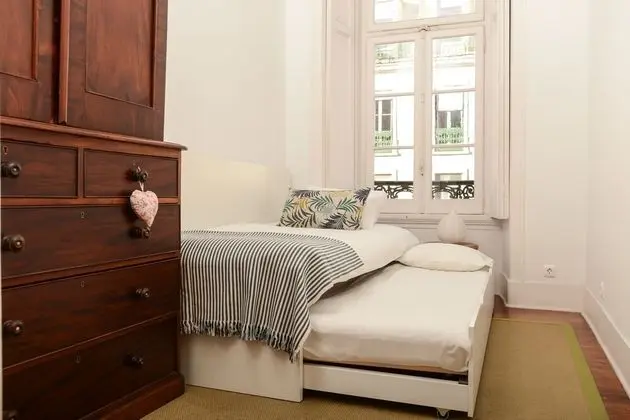 Apart Daire, 3 Yatak Odası, Nehir Manzaralı (2nd Floor)