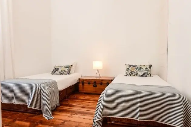 Apart Daire, 3 Yatak Odası, Nehir Manzaralı (2nd Floor)