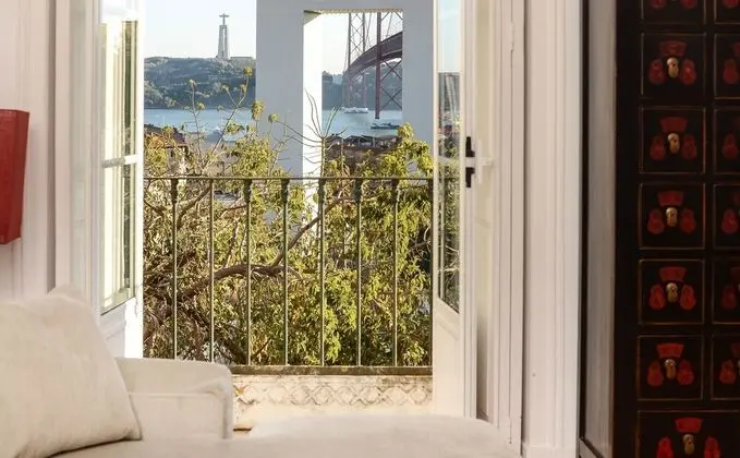 Apart Daire, 3 Yatak Odası, Nehir Manzaralı (2nd Floor)