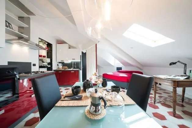 Stüdyo, 1 Büyük (Queen) Boy Yatak ve Çekyat