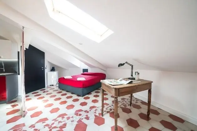 Stüdyo, 1 Büyük (Queen) Boy Yatak ve Çekyat