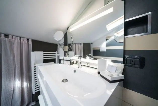 Stüdyo, 1 Büyük (Queen) Boy Yatak ve Çekyat