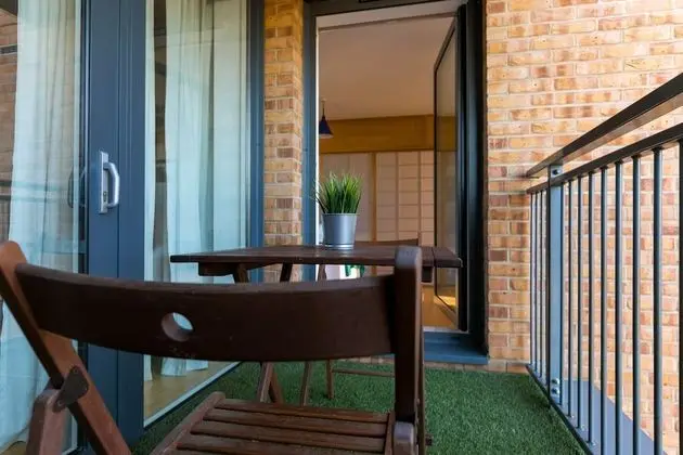 Apart Daire, Birden Çok Yatak, Sigara İçilmez, Şehir Manzaralı