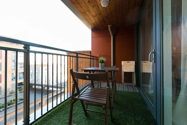 Apart Daire, Birden Çok Yatak, Sigara İçilmez, Şehir Manzaralı