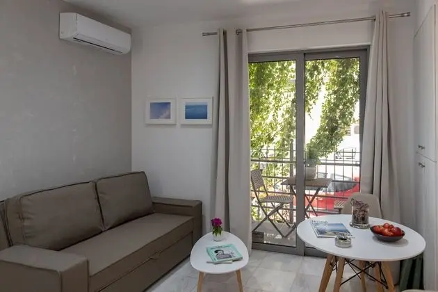 Stüdyo, Balkon (BES #03)