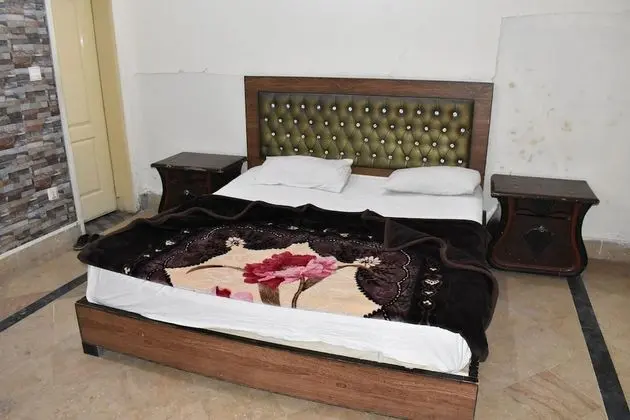 Üç Kişilik Oda