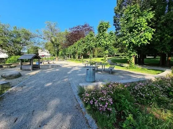 Apart Daire, 2 Yatak Odası, Mikrodalga