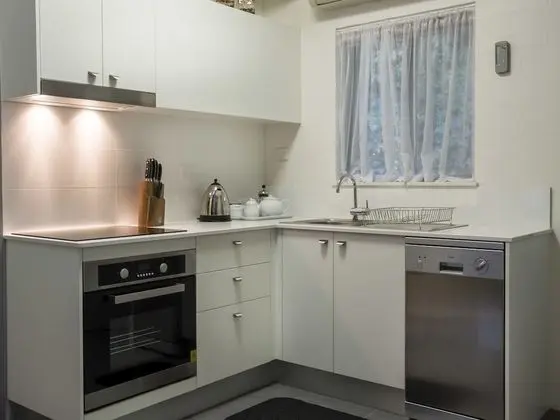 Deluxe Apart Daire, 1 Büyük (Queen) Boy Yatak, Sigara İçilmez, Mutfak (Unit Four s/c)