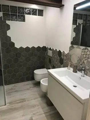 Apart Daire, 2 Yatak Odası, Balkon