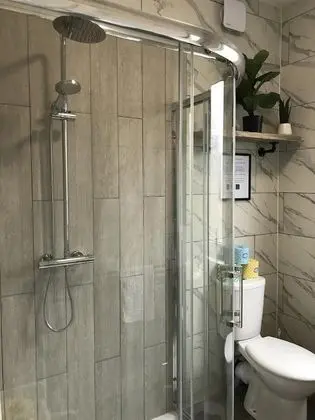 Comfort Ev, Özel Banyo (Kimberley Place)