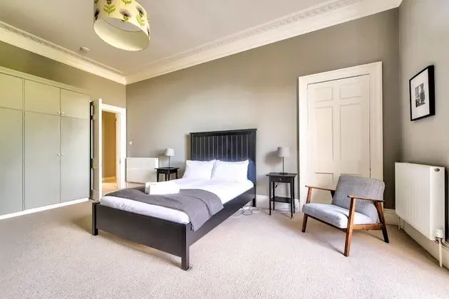 Apart Daire (4 Bedrooms)