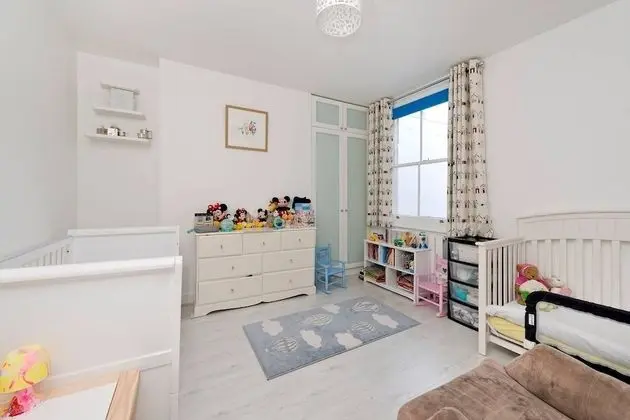 Ev (5 Bedrooms)
