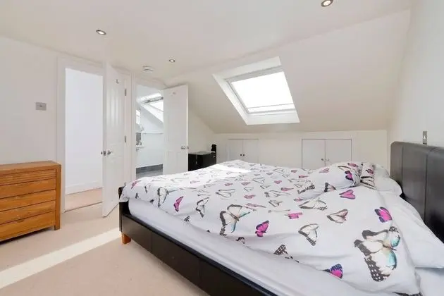 Ev (5 Bedrooms)