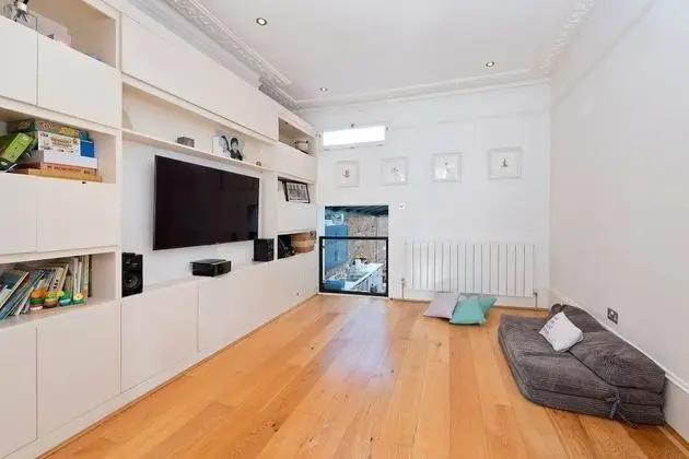 Ev (5 Bedrooms)