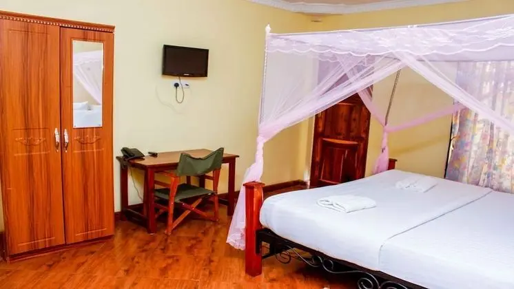 Deluxe Tek Büyük Yataklı Oda, 1 En Büyük (King) Boy Yatak, Sigara İçilebilir, Bahçe Manzaralı