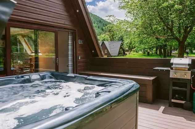 Kulübe, Özel Banyo, Göl Manzaralı (Hot Tub)