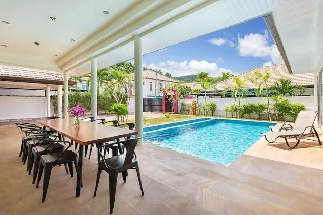 4-Bedroom Villa with Private Pool