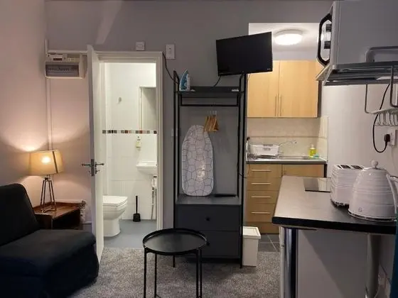 Basic Stüdyo, 1 Tek Kişilik Yatak