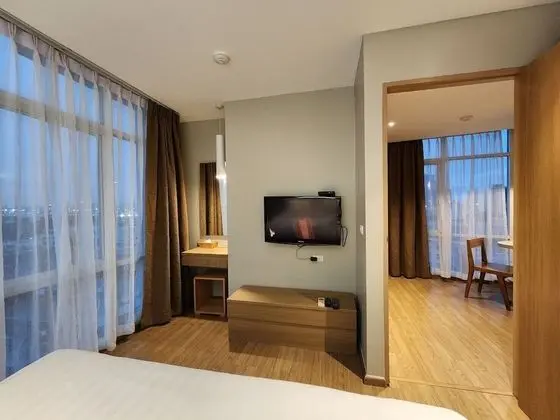 Executive Suite (2 Bedrooms)