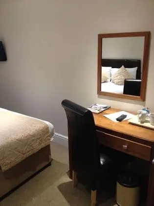 Standard Tek Büyük Yataklı Oda, 1 Çift Kişilik Yatak (Basement)