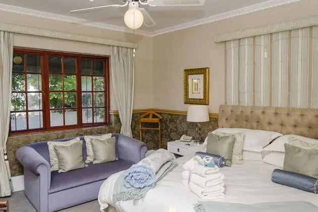 Comfort Tek Büyük Yataklı Oda (8)