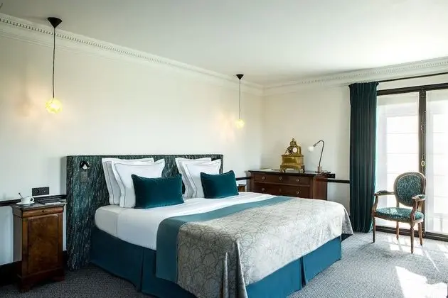 Suite Louvre - Vue Paris