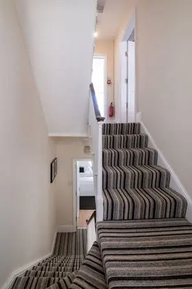 Ev, 5 Yatak Odası (5 Bedrooms)