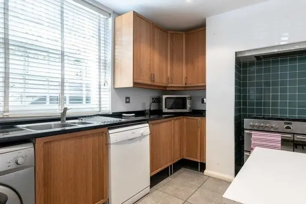 Ev, 5 Yatak Odası (5 Bedrooms)