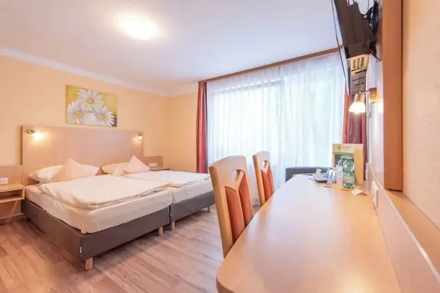 Comfort Tek Büyük Yataklı Oda