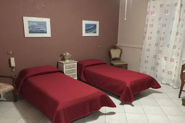 Family Villa, Birden Çok Yatak, 2 Banyolu, Bahçeli (Villa Briguglio Front Beach)