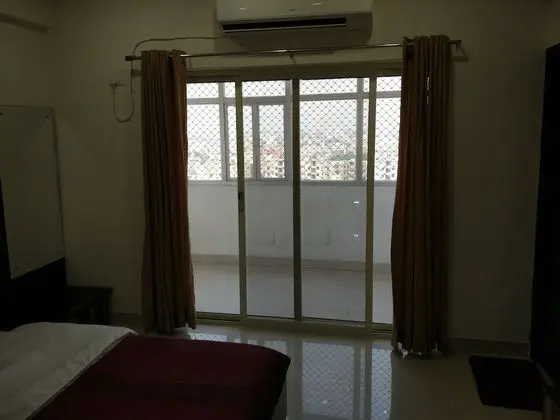 Luxury Tek Büyük Yataklı Oda, 1 En Büyük (King) Boy Yatak ve Çekyat, Engellilere Uygun