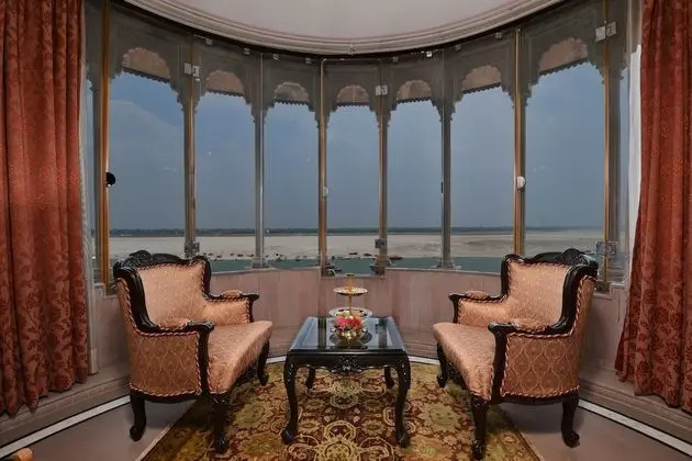 Varuna Burj