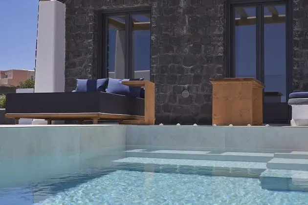 Deluxe Suite with Private Infinity pool and Sea View