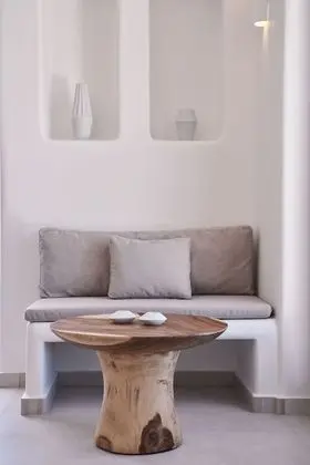 Junior Suite with Private Infinity pool and Sea view
