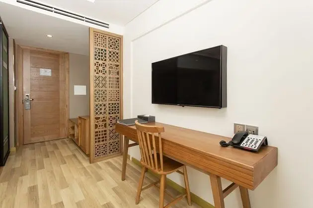 Deluxe Tek Büyük Yataklı Oda
