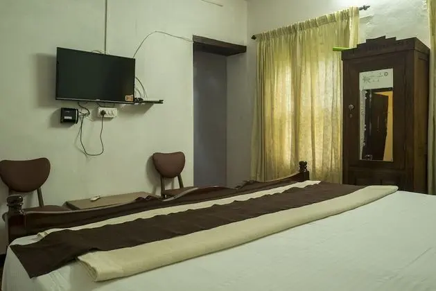 Deluxe Oda, Havuz Manzaralı