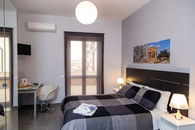 Comfort Tek Büyük veya İki Ayrı Yataklı Oda