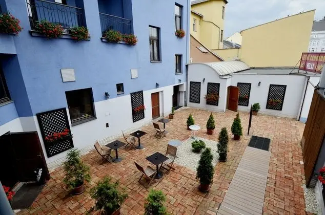 Comfort Oda, 2 Yatak Odası, Avlu Manzaralı